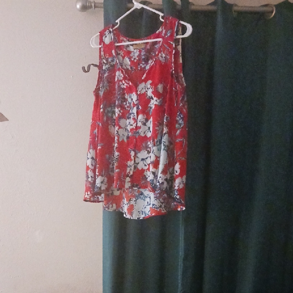 Vibrant Floral Sleeveless Tank Top